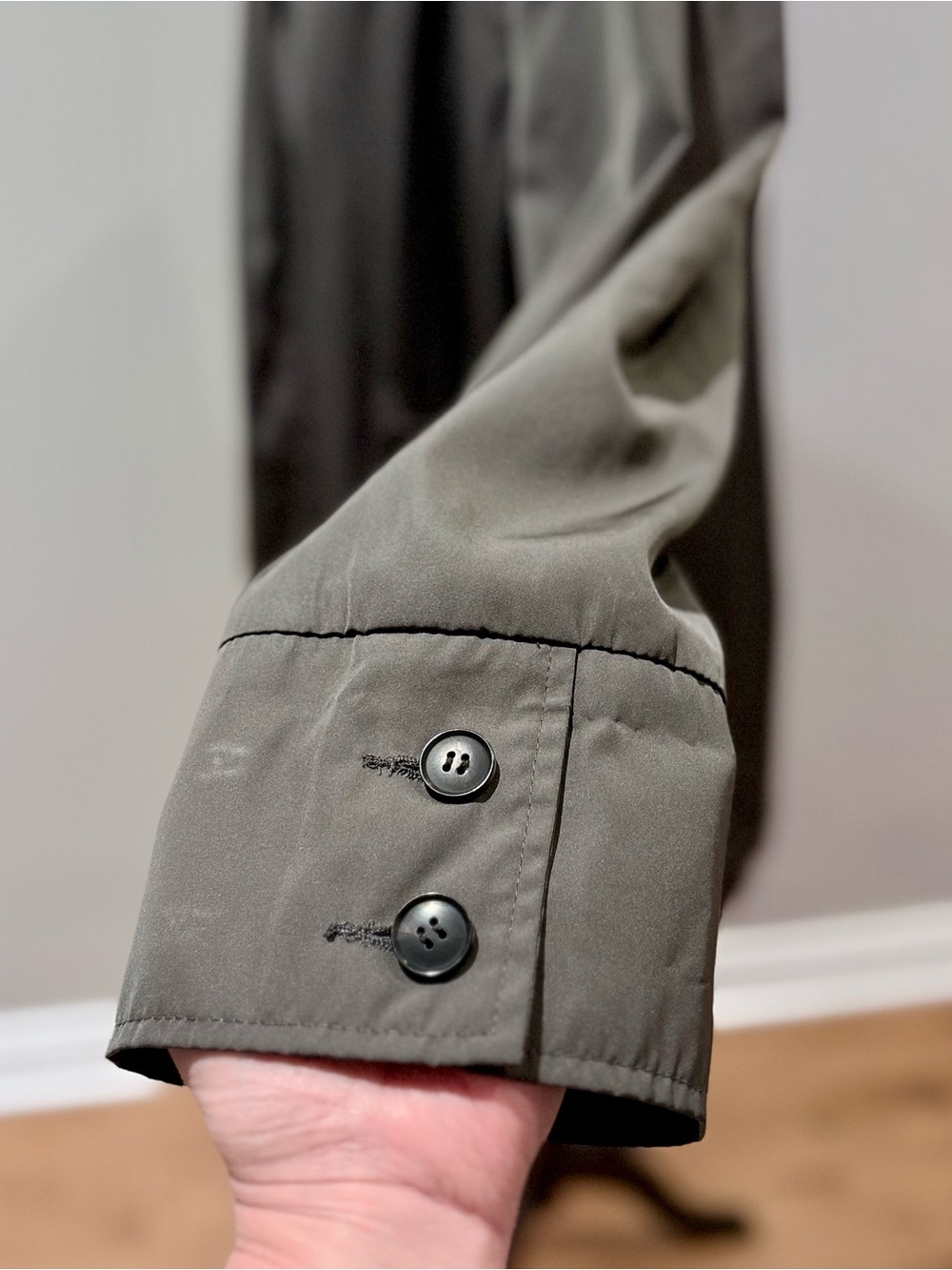 Osborne Lightweight Trench Coat / Rain Jacket – Like New - Picture 8 of 13